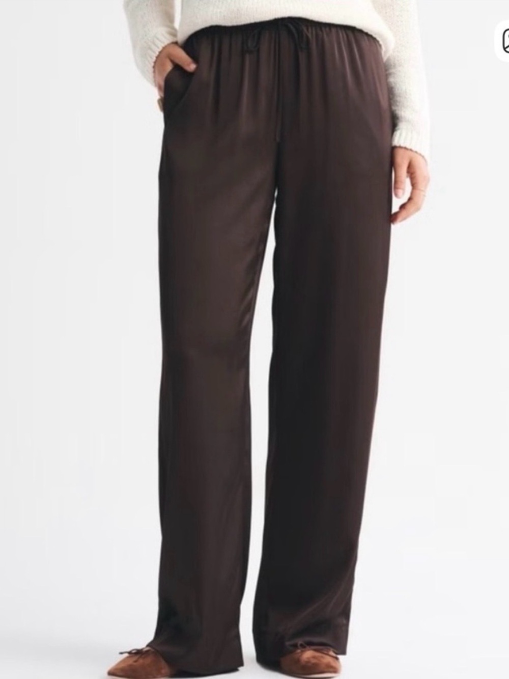 Abercrombie & Fitch Satin Pull On Pants - Size Small Short in Dark Coffee